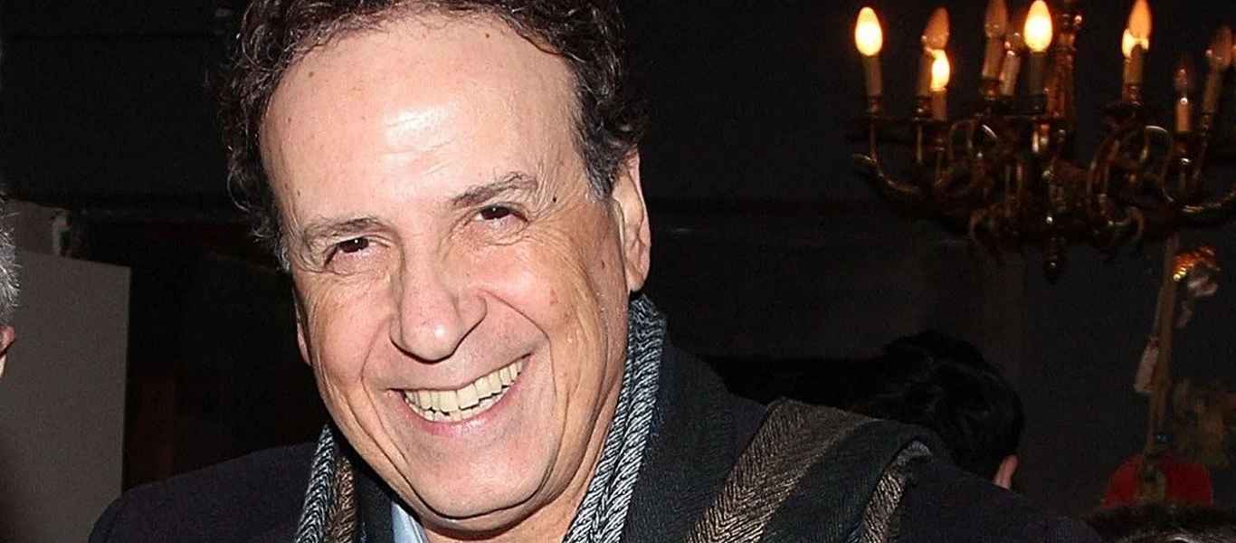 Χάρης Ρώμας: «Έπεισα τον ευκατάστατο πατέρα μου, ότι δεν είχα ανάγκη τα λεφτά του και...»